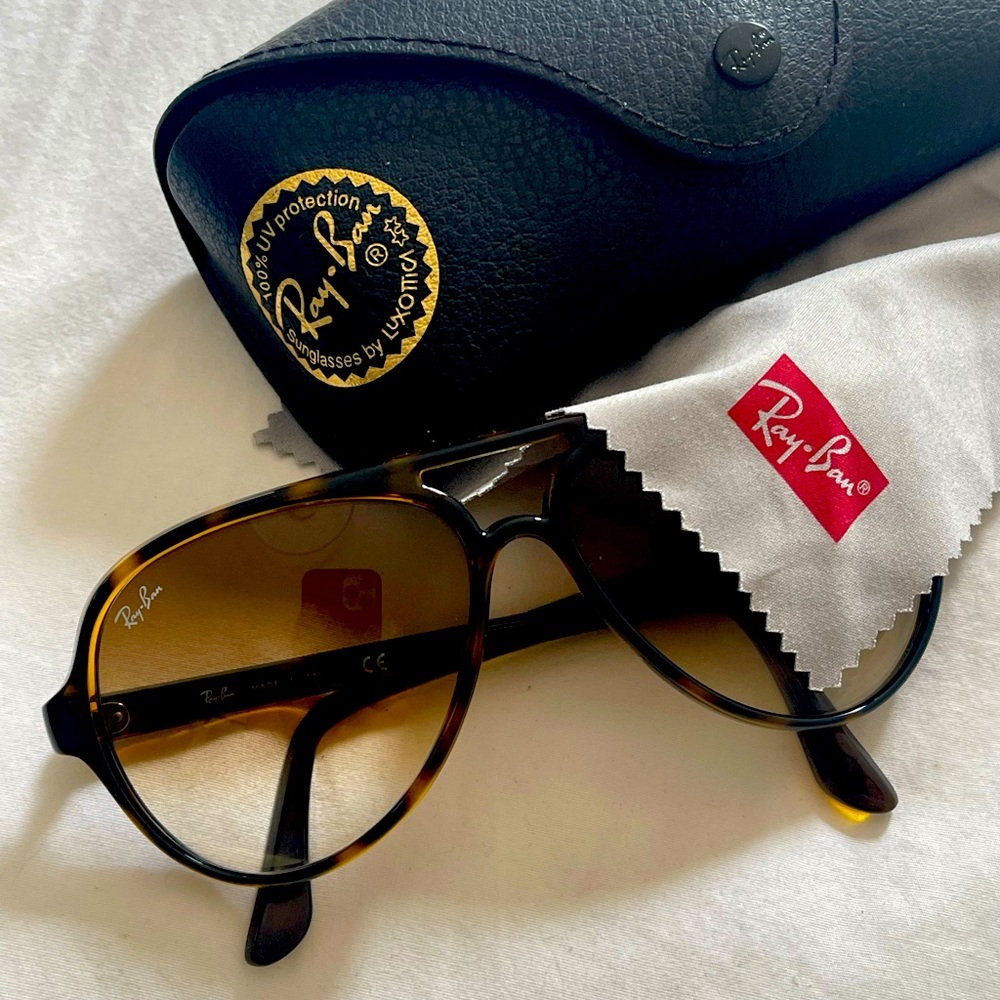 Ray-Ban Cats 5000 Classic sunglasses RB4125